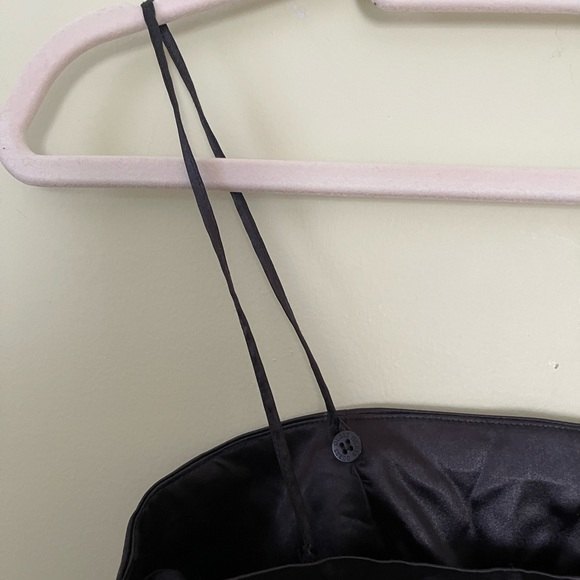 Guess Vintage Y2K Black Satin Cropped Halter Top - Picture 8 of 9